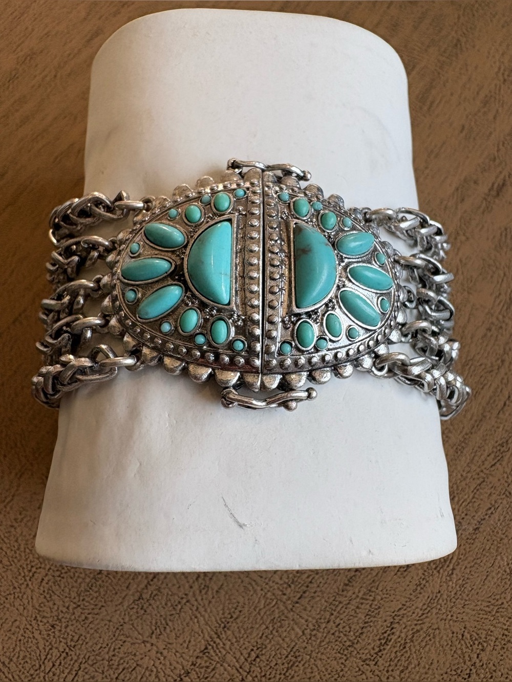 Vintage-Inspired Turquoise Silver Multi-Chain Statement Bracelet Magnetic Closur